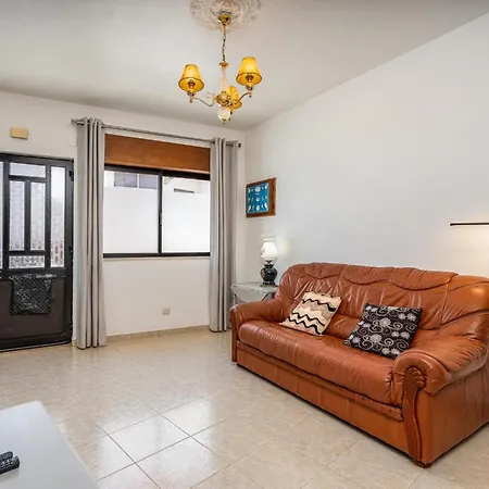 Traditional House By The #1979