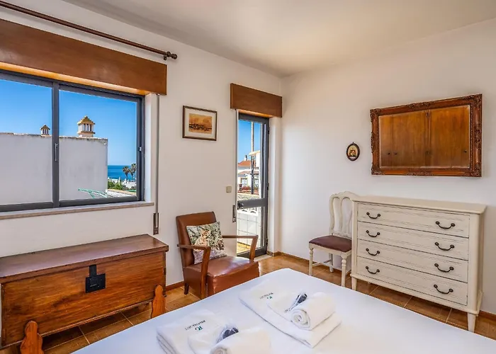Appartement Traditional House By The #1979